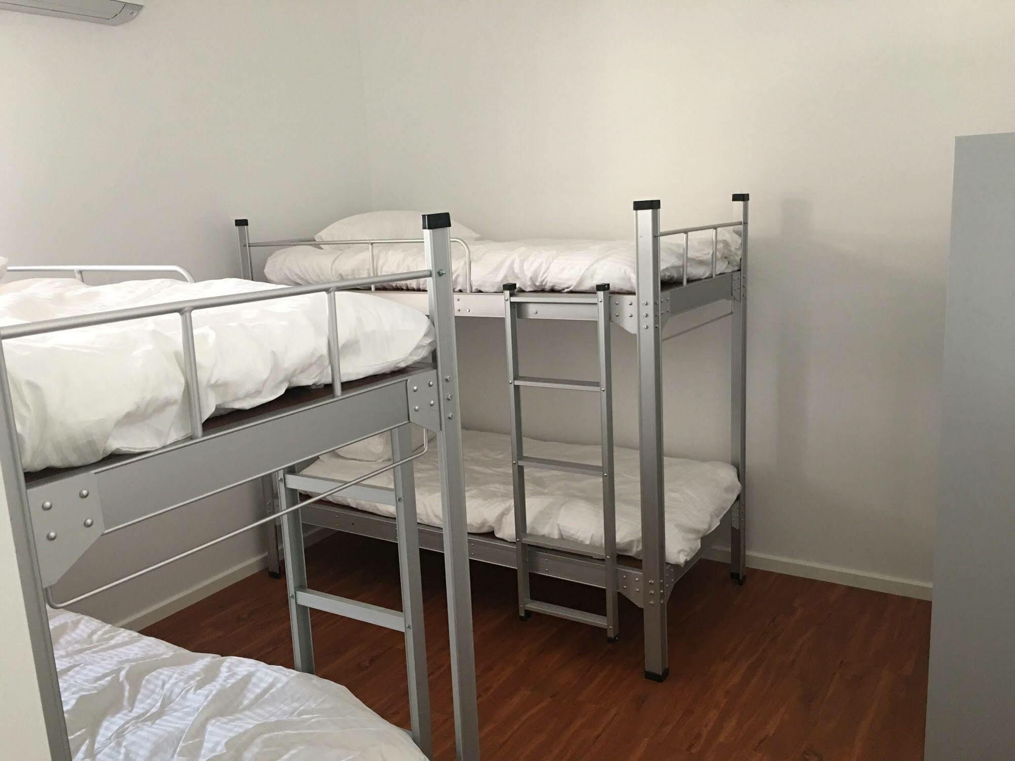 Downtown Backpackers Hostel Perth - Note - Valid Passport Required For Check In Екстериор снимка